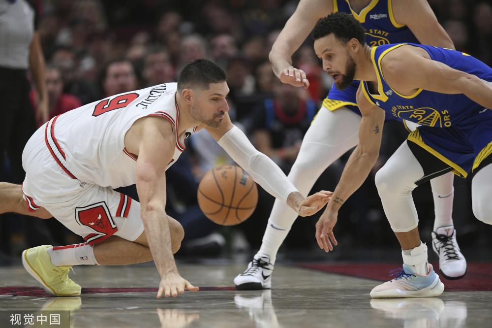 和他对足球 和他对足球