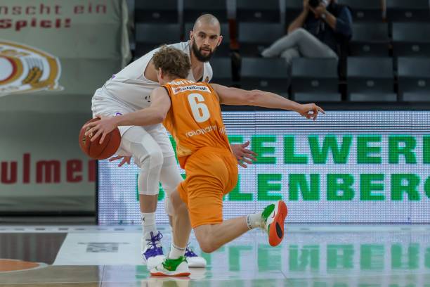 的背景下分 的背景下分