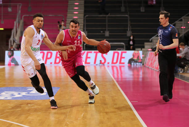 拖入决胜局 拖入决胜局