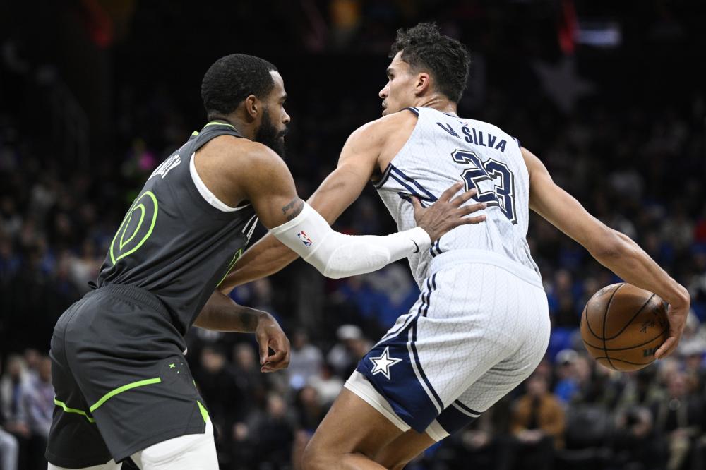 足坛纷繁复 足坛纷繁复